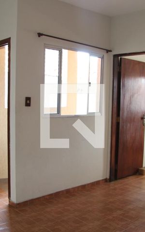 Casa para alugar com 100m², 2 quartos e sem vagaSala 