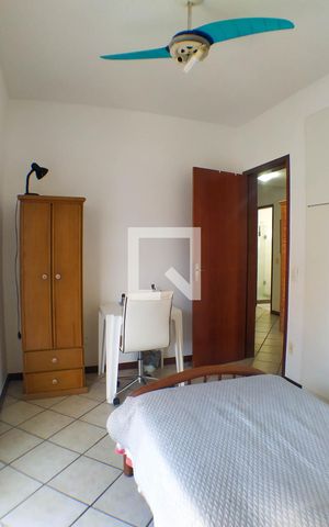 Casa de condomínio à venda com 180m², 4 quartos e 2 vagas Casa de condomínio à venda com 180m², 4 quartos e 2 vagasQuarto 2