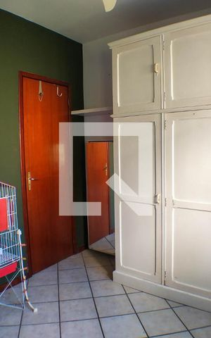 Casa de condomínio à venda com 180m², 4 quartos e 2 vagas Casa de condomínio à venda com 180m², 4 quartos e 2 vagasQuarto 1