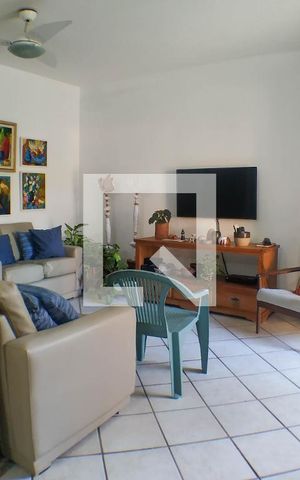 Casa de condomínio à venda com 180m², 4 quartos e 2 vagas Casa de condomínio à venda com 180m², 4 quartos e 2 vagasSala