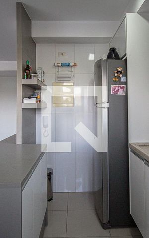 Apartamento à venda com 84m², 2 quartos e 2 vagas Apartamento à venda com 84m², 2 quartos e 2 vagasCozinha