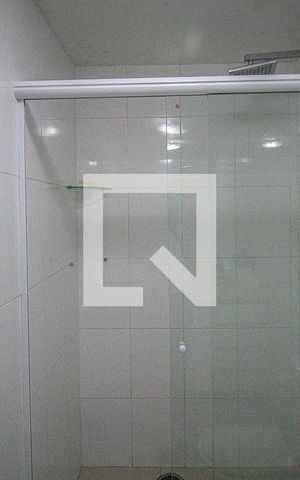 Apartamento à venda com 84m², 2 quartos e 2 vagas Apartamento à venda com 84m², 2 quartos e 2 vagasBanheiro da Suíte 1
