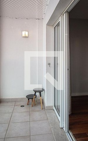 Apartamento à venda com 84m², 2 quartos e 2 vagas Apartamento à venda com 84m², 2 quartos e 2 vagasSala
