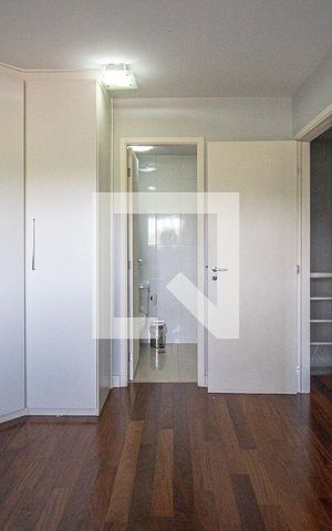 Apartamento à venda com 84m², 2 quartos e 2 vagas Apartamento à venda com 84m², 2 quartos e 2 vagasSuíte 1