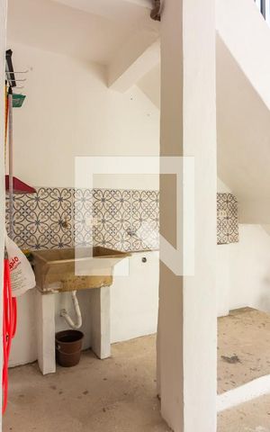 Casa para alugar com 35m², 1 quarto e sem vaga Casa para alugar com 35m², 1 quarto e sem vagaQuintal