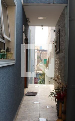 Casa à venda com 200m², 3 quartos e 3 vagasCorredor Externo