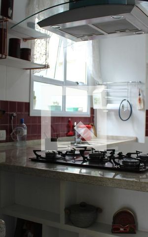Casa à venda com 200m², 3 quartos e 3 vagasCozinha