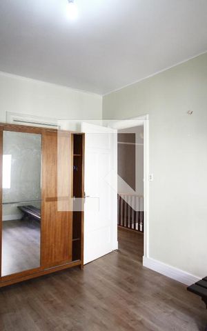 Casa à venda com 200m², 4 quartos e 2 vagasQuarto 2