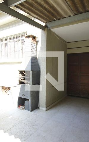 Casa à venda com 200m², 4 quartos e 2 vagasGaragem