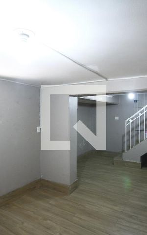 Casa à venda com 200m², 4 quartos e 2 vagasPorão