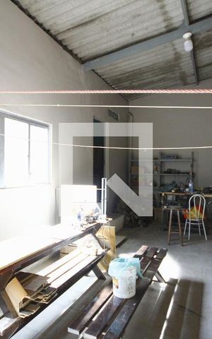 Casa à venda com 200m², 4 quartos e 2 vagasÁrea de Serviço