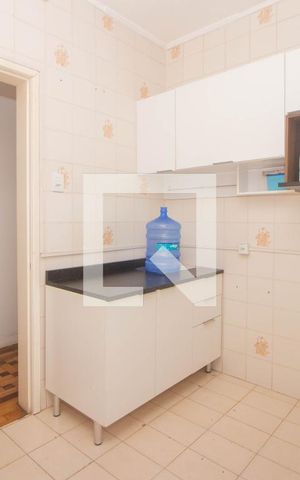 Apartamento à venda com 107m², 2 quartos e sem vaga Apartamento à venda com 107m², 2 quartos e sem vagaCozinha