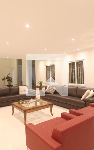 Casa à venda com 540m², 4 quartos e 4 vagasSala