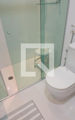 Casa à venda com 540m², 4 quartos e 4 vagasBanheiro do Quarto 3