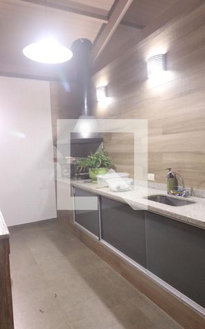 Casa à venda com 540m², 4 quartos e 4 vagasChurrasqueira