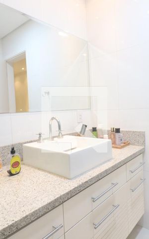 Casa à venda com 540m², 4 quartos e 4 vagasBanheiro do Quarto 4