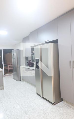 Casa à venda com 540m², 4 quartos e 4 vagasCozinha