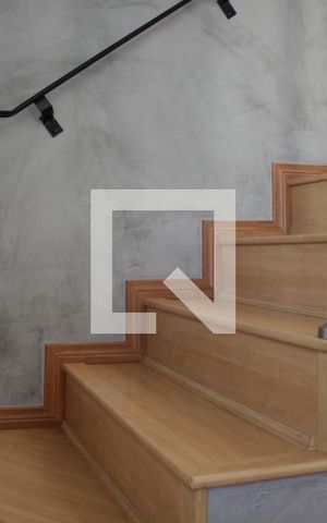 Apartamento para alugar com 343m², 3 quartos e 3 vagasEscada