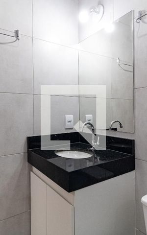 Apartamento para alugar com 36m², 1 quarto e sem vaga Apartamento para alugar com 36m², 1 quarto e sem vagaBanheiro