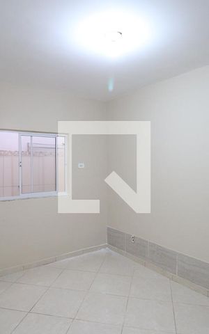 Casa para alugar com 150m², 2 quartos e 2 vagasQuarto 2