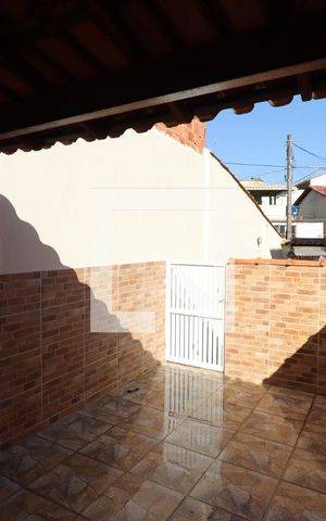 Casa para alugar com 150m², 2 quartos e 2 vagasQuintal