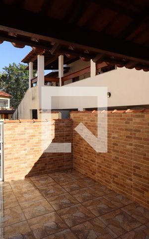 Casa para alugar com 150m², 2 quartos e 2 vagasQuintal
