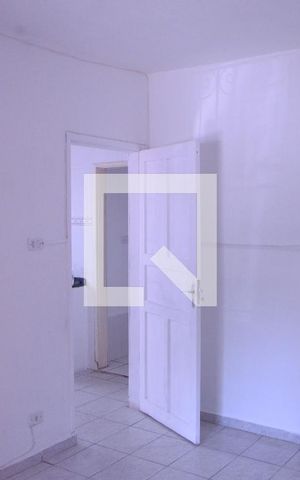 Casa para alugar com 35m², 1 quarto e sem vagaQuarto