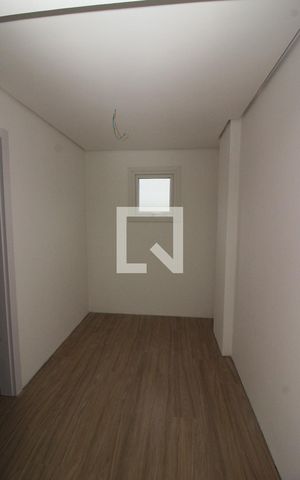 Apartamento à venda com 143m², 3 quartos e 2 vagas Apartamento à venda com 143m², 3 quartos e 2 vagasCloset da suíte