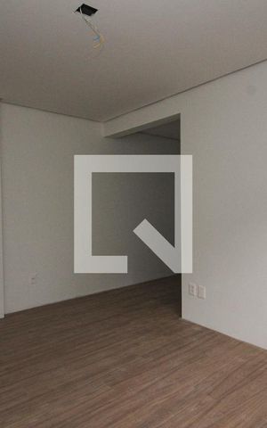 Apartamento à venda com 143m², 3 quartos e 2 vagas Apartamento à venda com 143m², 3 quartos e 2 vagasSuíte