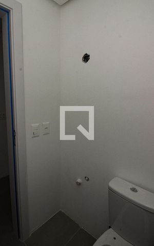 Apartamento à venda com 143m², 3 quartos e 2 vagas Apartamento à venda com 143m², 3 quartos e 2 vagasLavabo