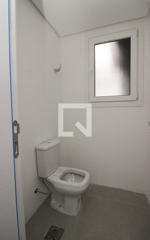 Apartamento à venda com 143m², 3 quartos e 2 vagas Apartamento à venda com 143m², 3 quartos e 2 vagasLavabo