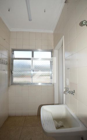 Apartamento para alugar com 55m², 2 quartos e 1 vagaÁrea de serviço