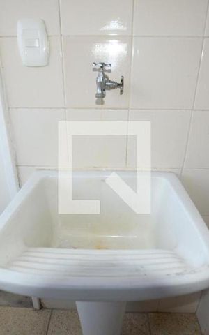 Apartamento para alugar com 55m², 2 quartos e 1 vagaÁrea de serviço