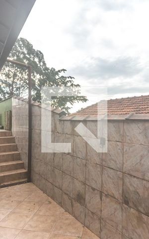 Casa à venda com 188m², 3 quartos e 2 vagas Casa à venda com 188m², 3 quartos e 2 vagasQuintal
