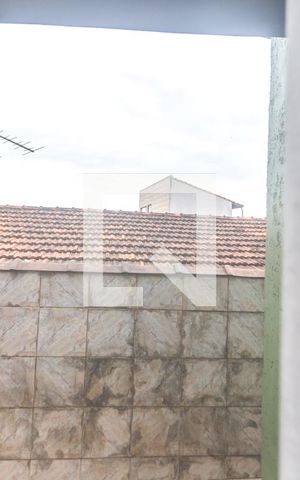 Casa à venda com 188m², 3 quartos e 2 vagas Casa à venda com 188m², 3 quartos e 2 vagasVista