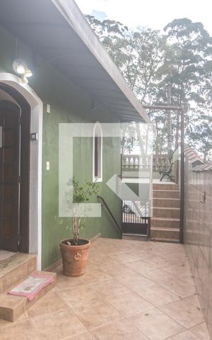Casa à venda com 188m², 3 quartos e 2 vagas Casa à venda com 188m², 3 quartos e 2 vagasQuintal