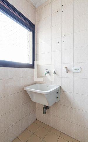 Apartamento para alugar com 80m², 3 quartos e 2 vagasÁrea de Serviço