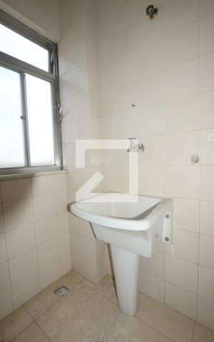 Apartamento para alugar com 80m², 2 quartos e 1 vagaÁrea de Serviço