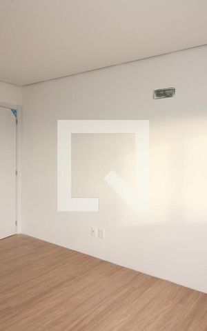 Apartamento à venda com 143m², 3 quartos e 2 vagas Apartamento à venda com 143m², 3 quartos e 2 vagasQuarto Suíte