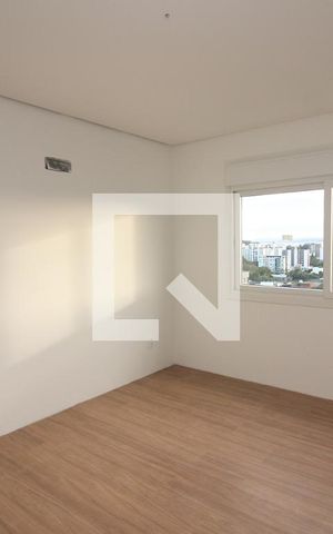 Apartamento à venda com 143m², 3 quartos e 2 vagas Apartamento à venda com 143m², 3 quartos e 2 vagasQuarto Suíte