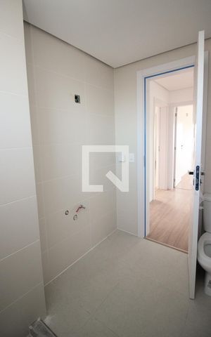 Apartamento à venda com 143m², 3 quartos e 2 vagas Apartamento à venda com 143m², 3 quartos e 2 vagasBanheiro Social