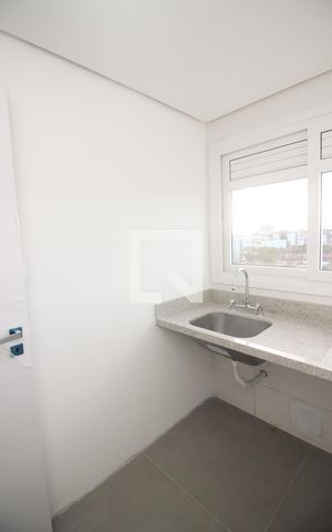 Apartamento à venda com 143m², 3 quartos e 2 vagas Apartamento à venda com 143m², 3 quartos e 2 vagasÁrea de Serviço