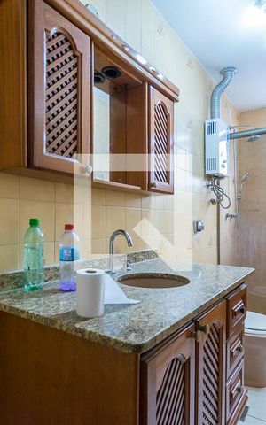 Apartamento para alugar com 60m², 2 quartos e 1 vaga Apartamento para alugar com 60m², 2 quartos e 1 vagaBanheiro
