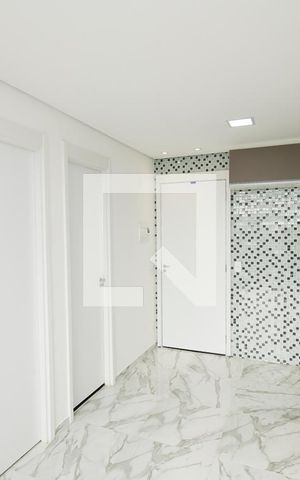 Apartamento para alugar com 37m², 2 quartos e 1 vagaSala