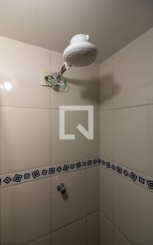 Apartamento à venda com 50m², 3 quartos e 1 vaga Apartamento à venda com 50m², 3 quartos e 1 vagaBanheiro