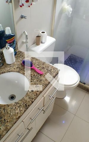 Apartamento à venda com 84m², 2 quartos e 1 vaga Apartamento à venda com 84m², 2 quartos e 1 vagaBanheiro