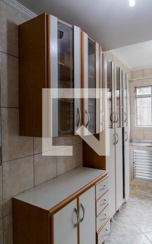 Casa para alugar com 60m², 1 quarto e sem vaga Casa para alugar com 60m², 1 quarto e sem vagaCozinha