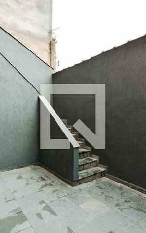 Casa à venda com 218m², 4 quartos e 3 vagas Casa à venda com 218m², 4 quartos e 3 vagasQuintal com Área de Churrasco