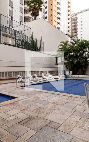 Apartamento para alugar com 75m², 3 quartos e 1 vaga Apartamento para alugar com 75m², 3 quartos e 1 vagaÁrea comum - Piscina