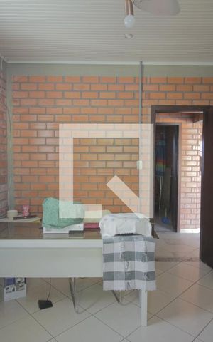 Casa à venda com 190m², 3 quartos e 3 vagasEscritório